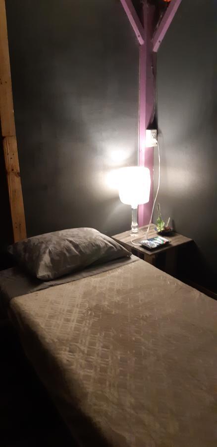 Marius B&B & Hostel Silang Eksteriør billede