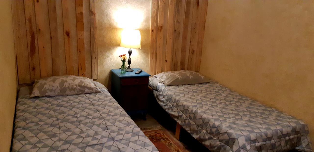 Marius B&B & Hostel Silang Eksteriør billede