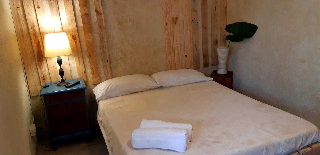 Marius B&B & Hostel Silang Eksteriør billede